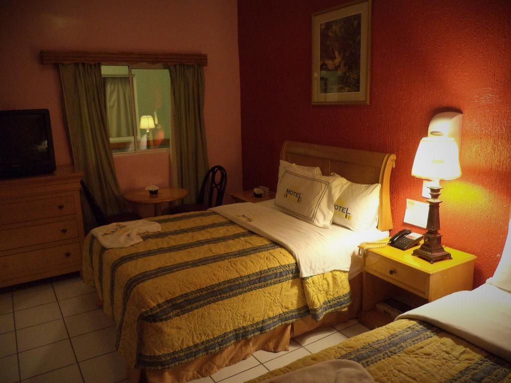 Hotel Diaz Tijuana Rom bilde