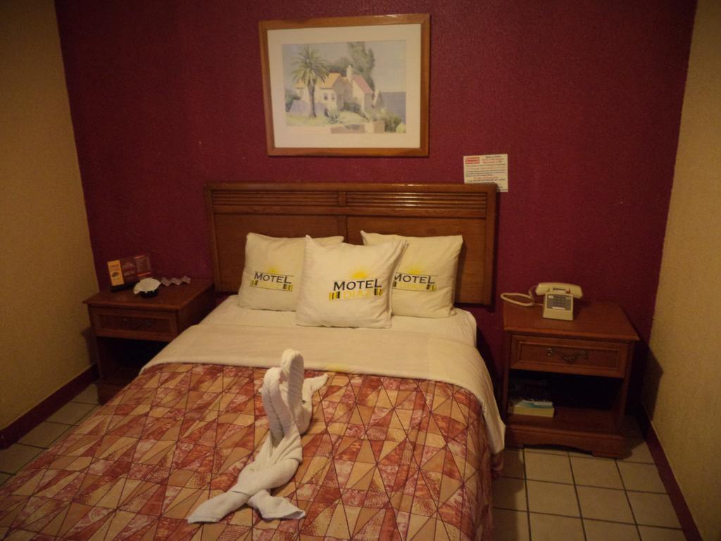 Hotel Diaz Tijuana Eksteriør bilde