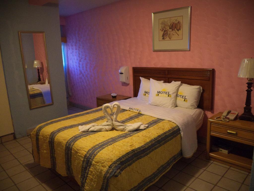 Hotel Diaz Tijuana Eksteriør bilde