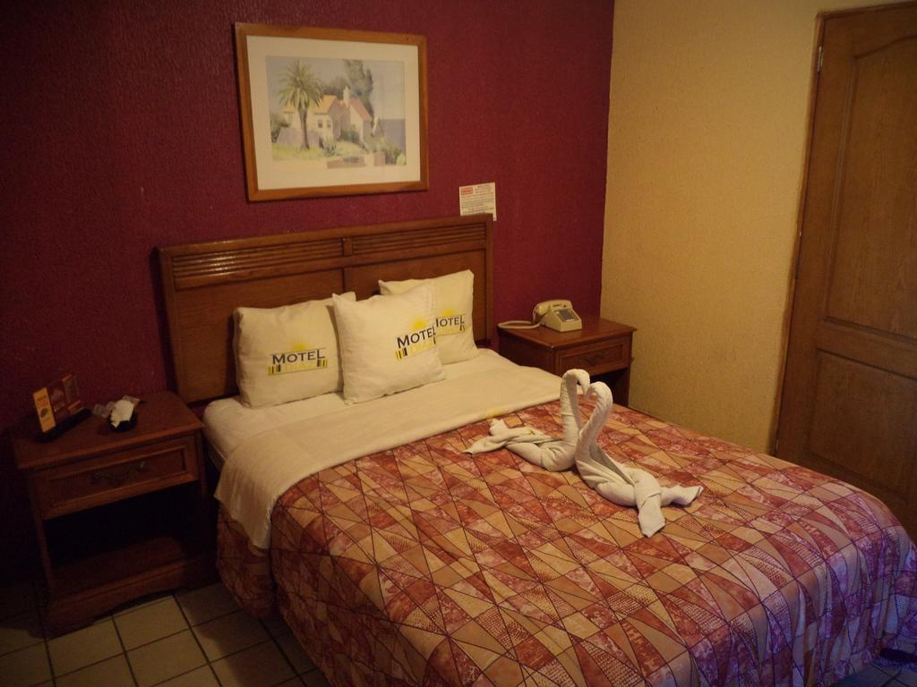 Hotel Diaz Tijuana Eksteriør bilde